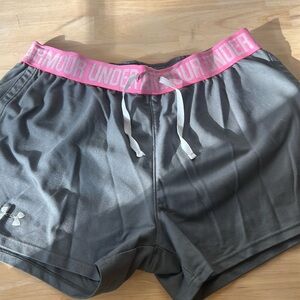 Under armour grey athletic short shorts